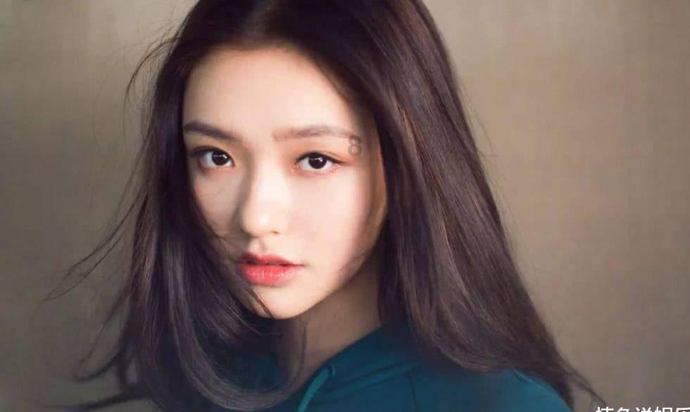 若干年以后，人类灭绝了。所以你现在追求这些钱啊权力啊面子啊有什么用游戏画面